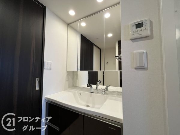 プレサンスロジェ甲子園口　中古マンション