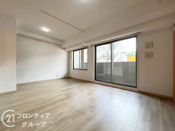プレサンスロジェ甲子園口　中古マンション