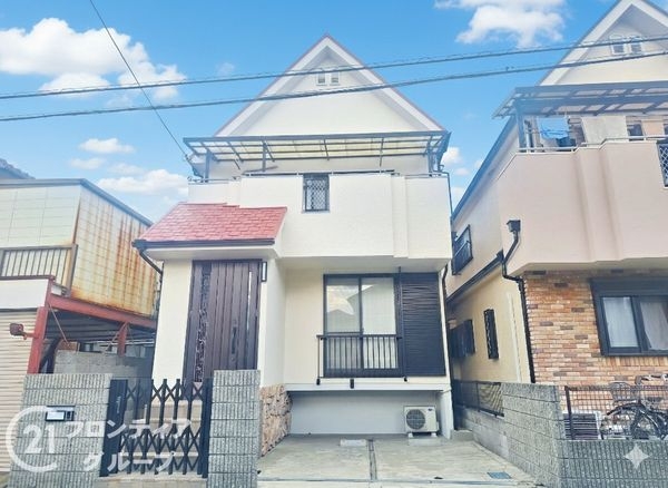 伊丹市荻野５丁目　中古一戸建て