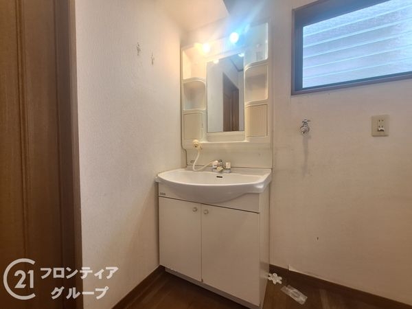 伊丹市荻野５丁目の中古一戸建て
