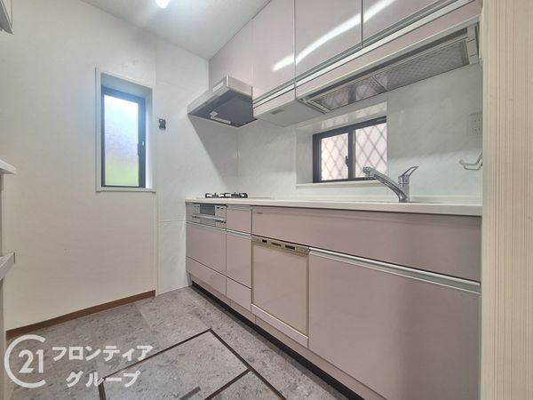 伊丹市荻野５丁目の中古一戸建て