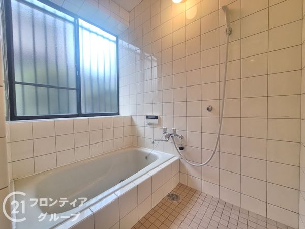 伊丹市荻野５丁目の中古一戸建て
