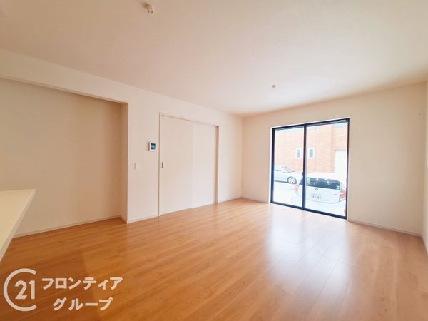 伊丹市池尻３丁目　新築一戸建て　１期　１号棟