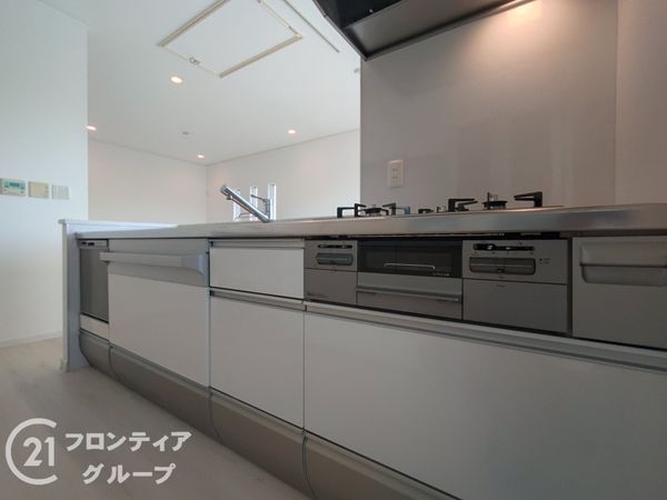 伊丹市御願塚５丁目　中古一戸建て