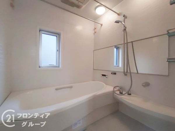 伊丹市御願塚５丁目　中古一戸建て