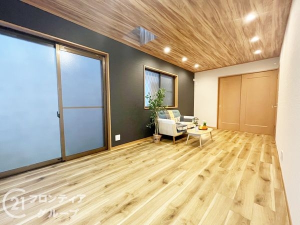 尼崎市琴浦町　中古一戸建て