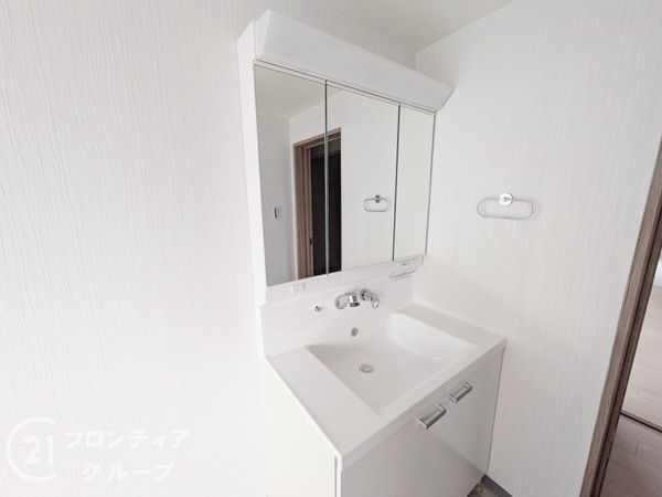 メゾン越木岩A棟　中古マンション