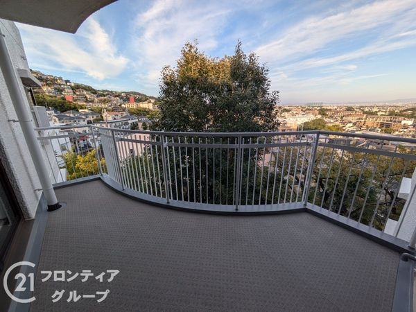 メゾン越木岩A棟　中古マンション