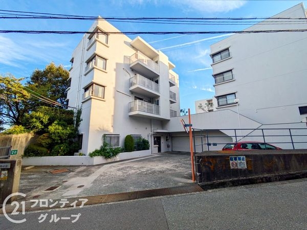 メゾン越木岩A棟　中古マンション