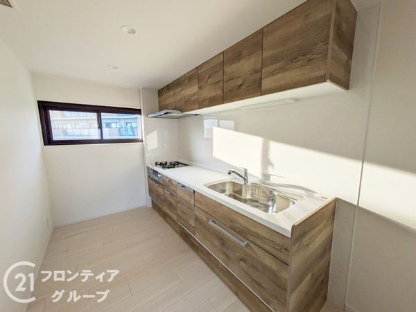 メゾン越木岩A棟　中古マンション