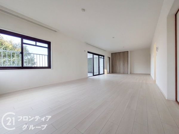 メゾン越木岩A棟　中古マンション