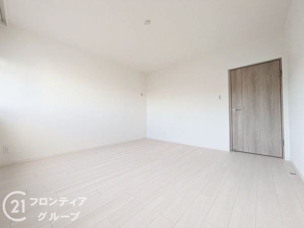 メゾン越木岩A棟　中古マンション