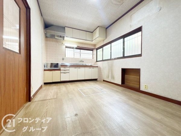 西宮市美作町の中古一戸建て