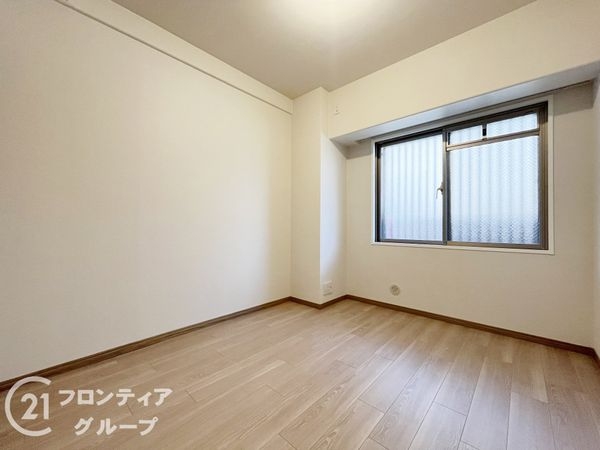 ロイヤルアーク伊丹　中古マンション