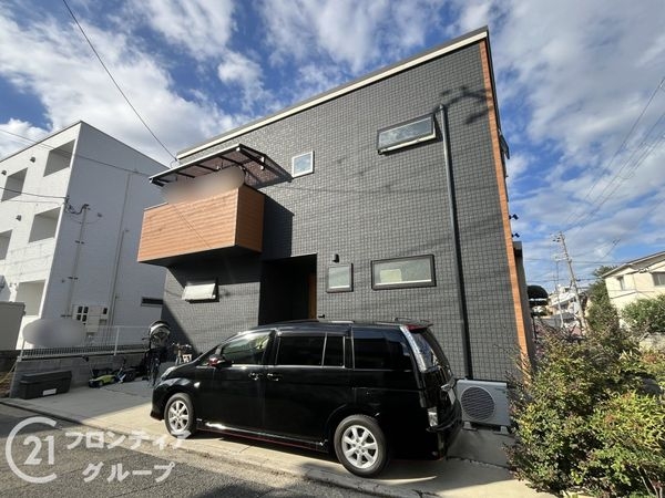 尼崎市瓦宮２丁目の中古一戸建て