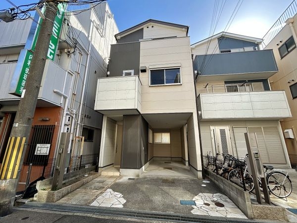 尼崎市南竹谷町１丁目　中古一戸建て