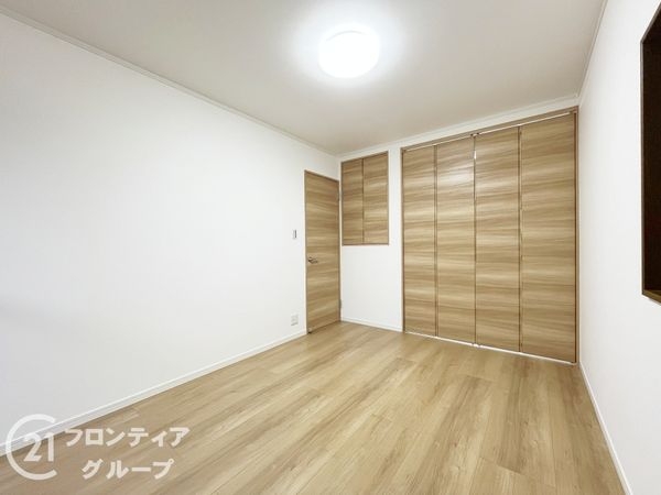 尼崎市稲葉荘４丁目の中古一戸建て