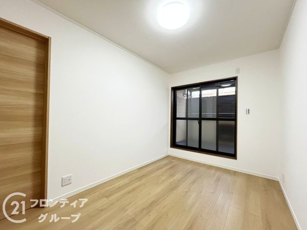 尼崎市稲葉荘４丁目の中古一戸建て