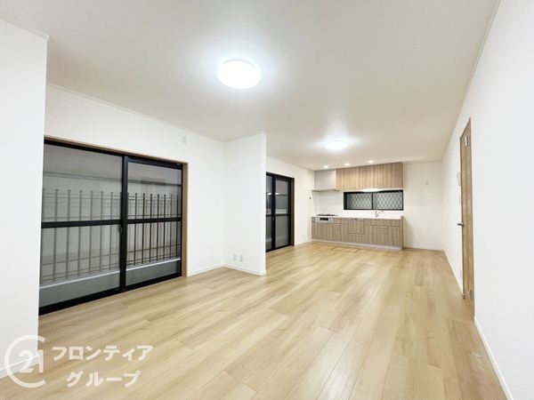 尼崎市稲葉荘４丁目の中古一戸建て
