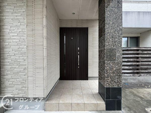 伊丹市西野７丁目　中古一戸建て