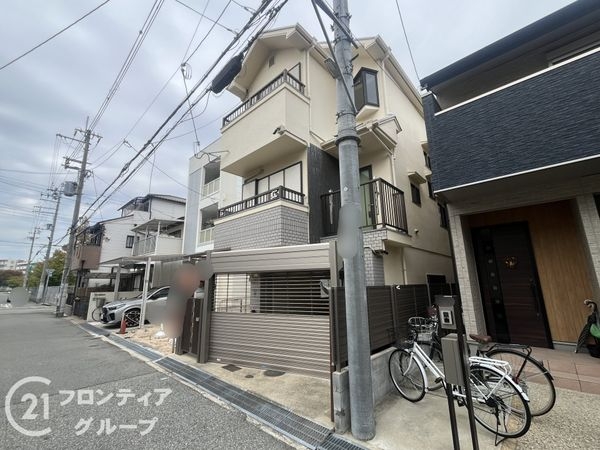 西宮市小松南町１丁目の中古一戸建て