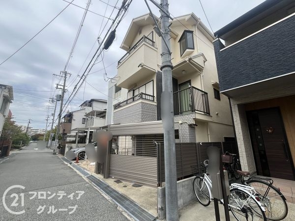 西宮市小松南町１丁目の中古一戸建て