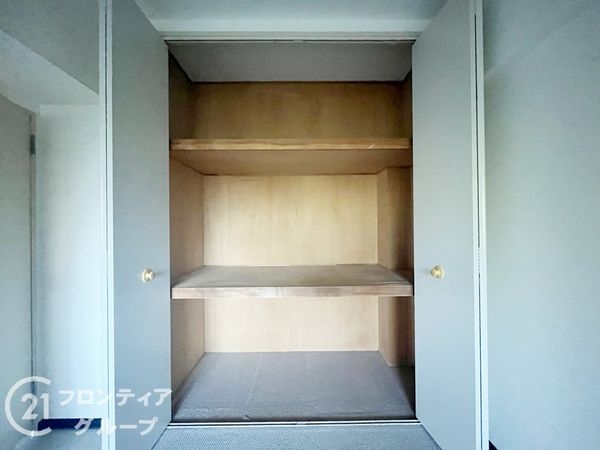 愛宕山ビューハイツ 中古マンション(収納)