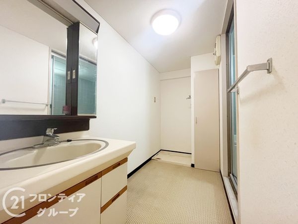 愛宕山ビューハイツ 中古マンション(洗面台・洗面所)