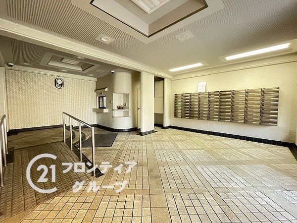 マンハイム武庫之荘 中古マンション(ロビー)