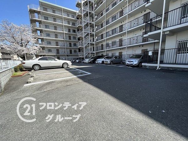 マンハイム武庫之荘 中古マンション(駐車場)