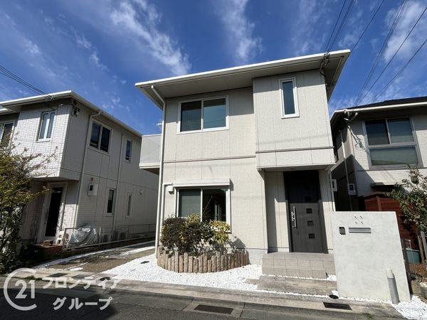 西宮市浜甲子園4丁目 中古一戸建て