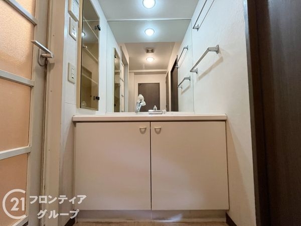 ギャラリーコートハイム西宮・樋ノ口 中古マンション(洗面台・洗面所)