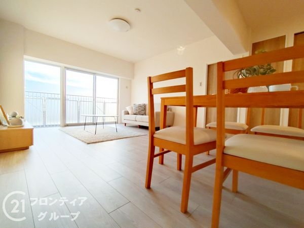 アイビーハイツ甲子園 中古マンション(リビング)