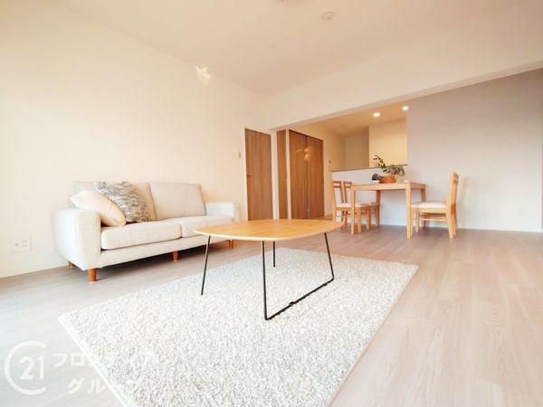 アイビーハイツ甲子園 中古マンション(リビング)