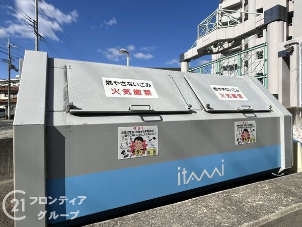 パレ武庫川プルミエール3 2号棟 中古マンション(駐車場)