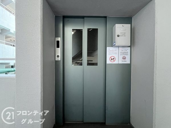 パレ武庫川プルミエール3 2号棟 中古マンション(ロビー)