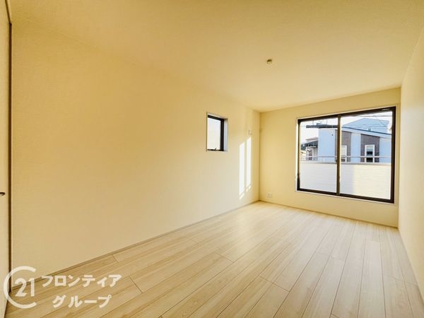 尼崎市大島１丁目　新築一戸建て　２号棟