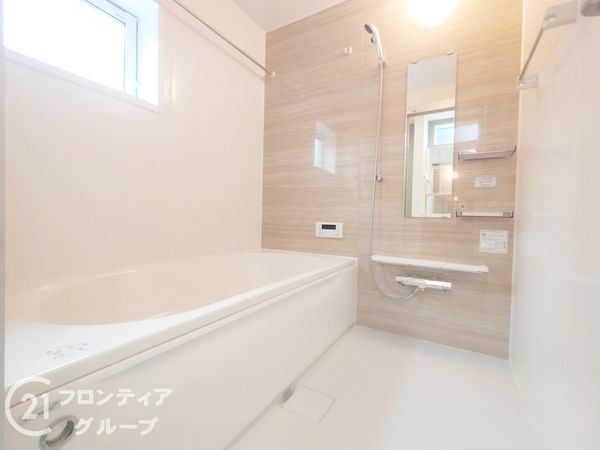 伊丹市御願塚７丁目　新築一戸建て　全１区画