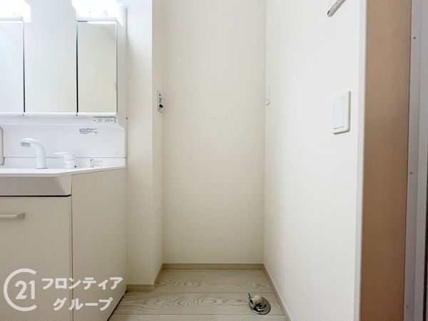 尼崎市塚口町６丁目　新築一戸建て　２期　１号棟