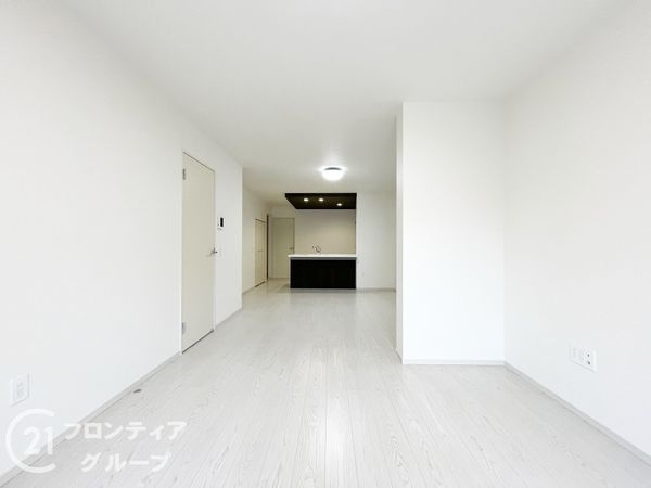 尼崎市塚口町６丁目　新築一戸建て　２期　１号棟