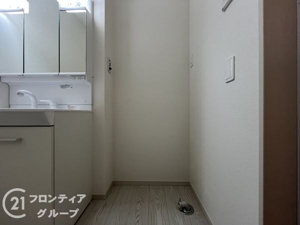 尼崎市塚口町６丁目　新築一戸建て　２期　２号棟