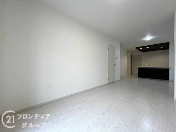 尼崎市塚口町６丁目　新築一戸建て　２期　２号棟