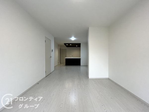 尼崎市塚口町６丁目　新築一戸建て　２期　２号棟