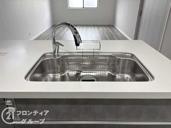 FrontierGardens　尼崎市武庫之荘７丁目　新…