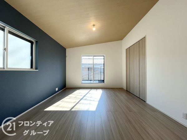 尼崎市東園田町３丁目　新築一戸建て