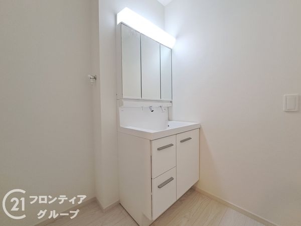 尼崎市武庫町３丁目　新築一戸建て　２期　３号棟