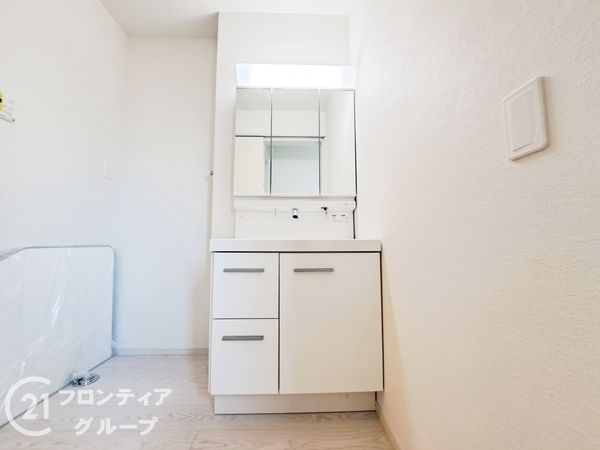 尼崎市武庫町３丁目　新築一戸建て　２期　３号棟