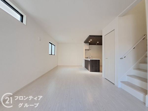 尼崎市武庫町３丁目　新築一戸建て　２期　３号棟