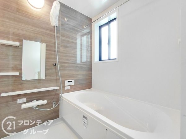 尼崎市武庫町３丁目　新築一戸建て　２期　１号棟