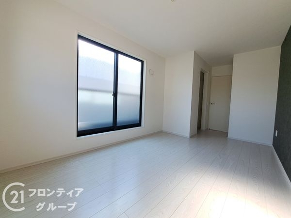 尼崎市武庫町３丁目　新築一戸建て　２期　２号棟